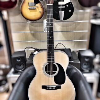 MARTIN 00028 EN ETUI