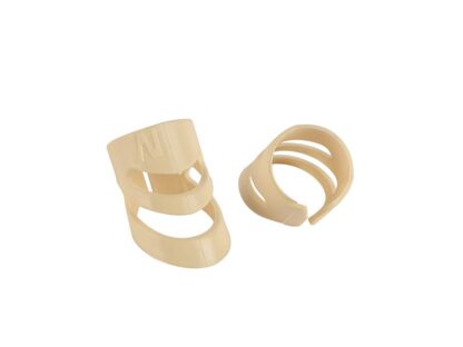 ALASKA PIK FINGERNAIL PICK PLASTIC MEDIUM