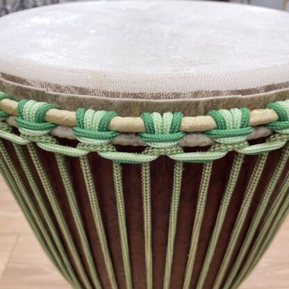 DJEMBE COTE D'IVOIRE IROKO PEAU DE CHEVRE DIAM 36CM x 63CM PROTECTION CAOUTCHOUC – Image 3