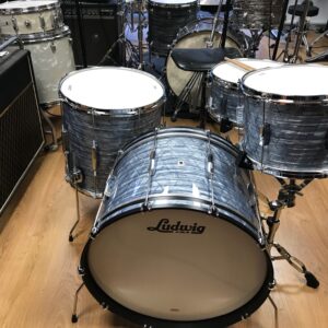 LUDWIG BATTERIE CLUB DATE 3F + CAISSE CLAIRE 14X6.5 SKY BLUE