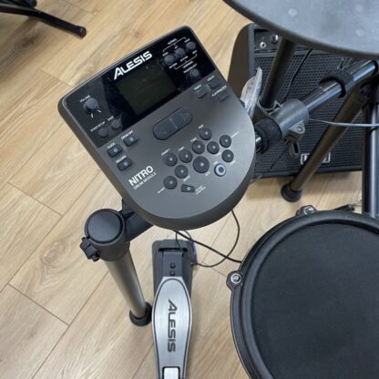 OCCASION ALESIS DM NITROMESH KIT AVEC SIEGE – Image 2