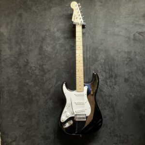 OCCASION SQUIER STRATOCASTER AFFINITY LEFT