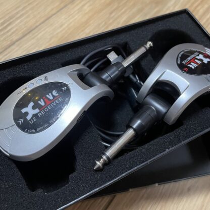 OCCASION X-VIVE SYSTEME HF GUITARE U2 ARGENT – Image 2