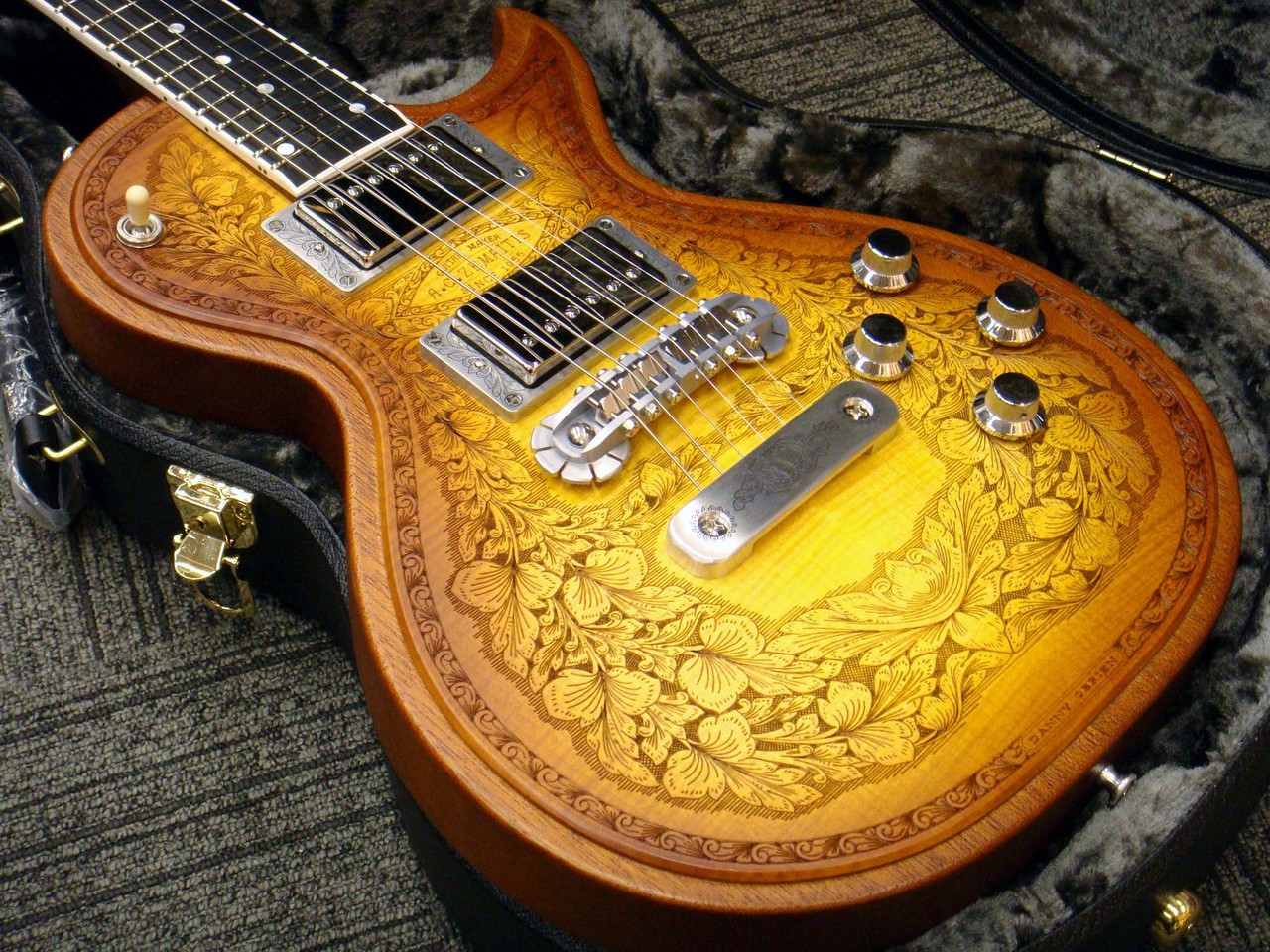 ZEMAITIS SUPERIOR CS24SU WOOD LEAF FLAMED MAPLE LIVRE EN ETUI – Image 2