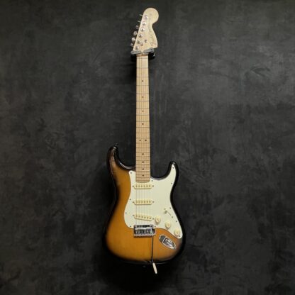 OCCASION FENDER HIGHWAY ONE STRATOCASTER SUNBURST