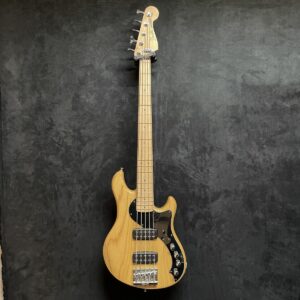 OCCASION FENDER DIMENSION BASS NAT 5C