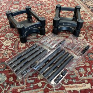 OCCASION ISOACOUSTICS SUPPORTS ENCEINTES ISO-130 (1 PAIRE)