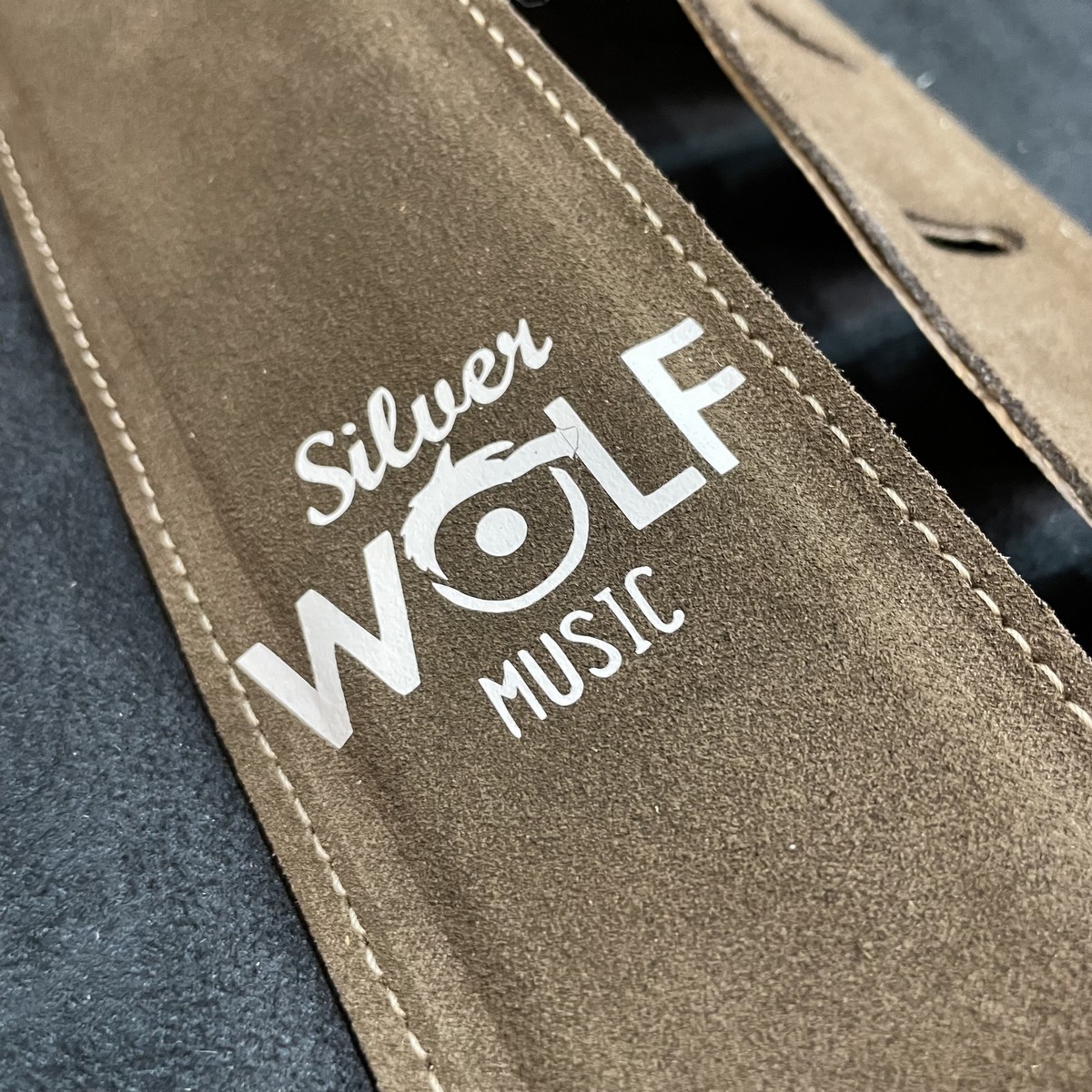 BLESES SANGLE BG35MT VELOURS MARRON SILVER WOLF MUSIC – Image 2