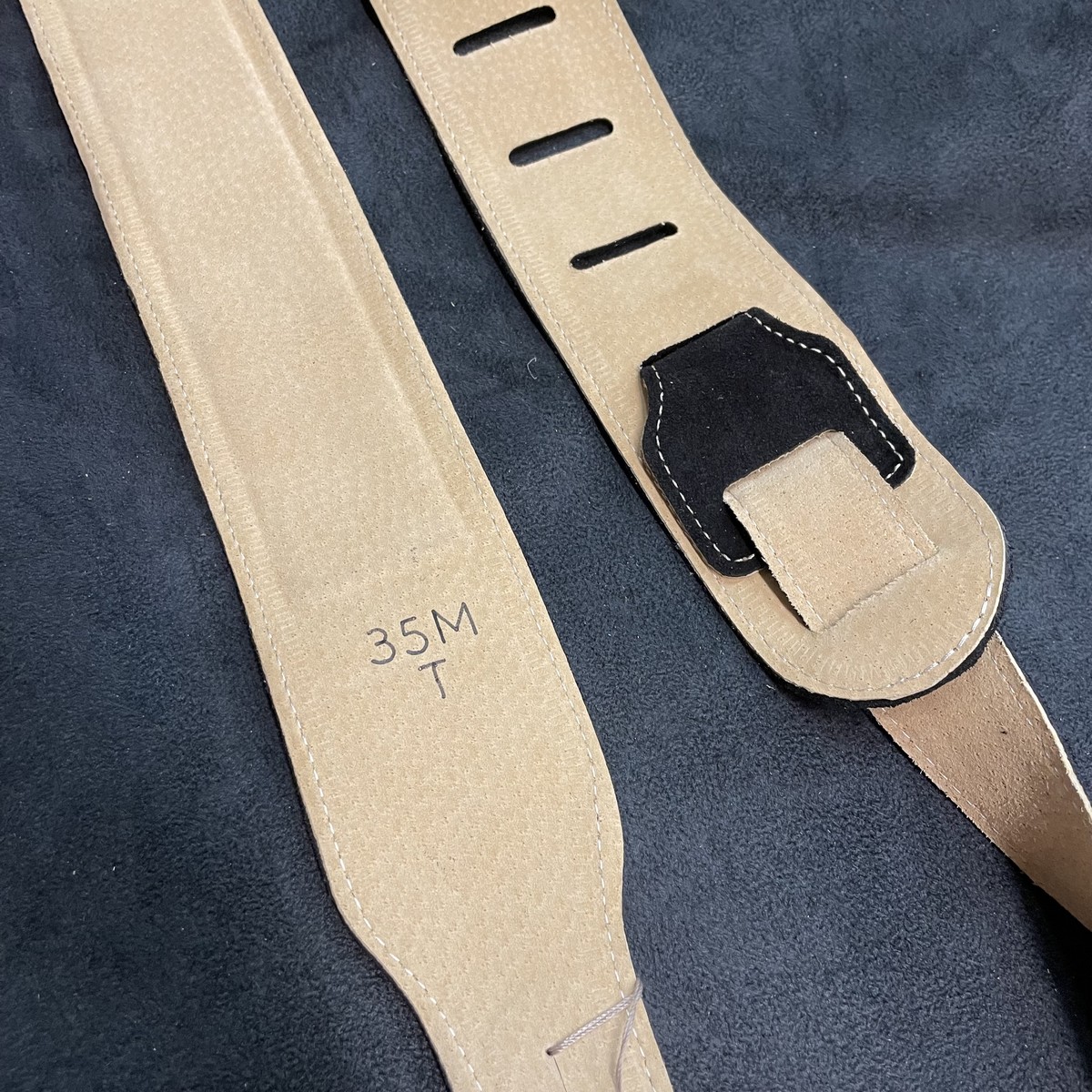 BLESES SANGLE BG35MT VELOURS NOIR SILVER WOLF MUSIC – Image 2