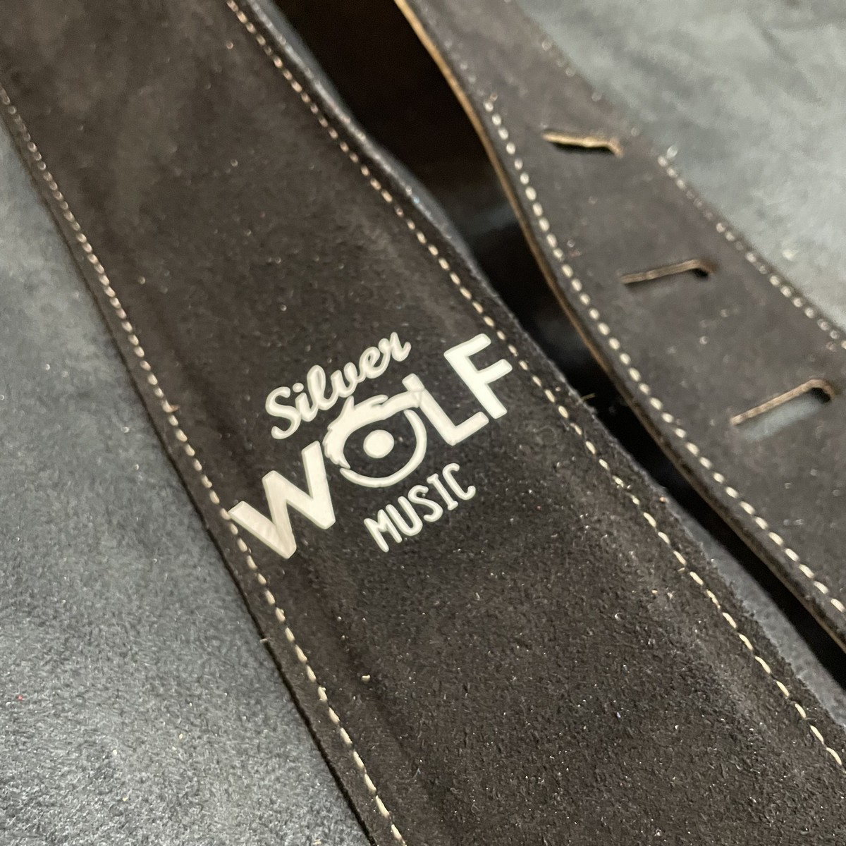 BLESES SANGLE BG35MT VELOURS NOIR SILVER WOLF MUSIC – Image 4