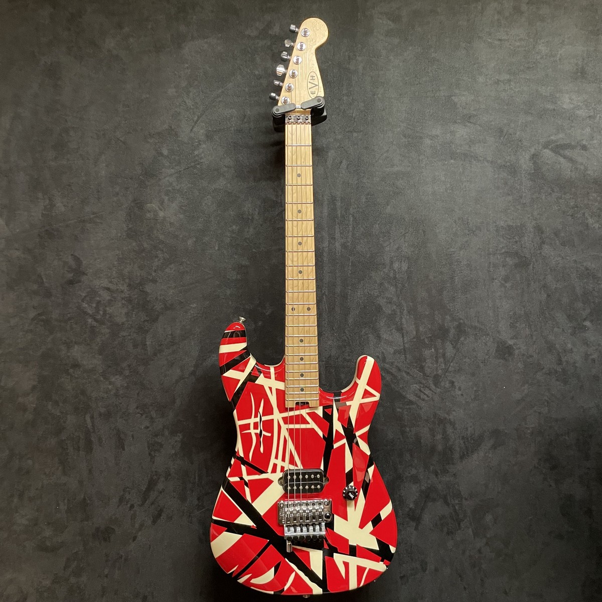 OCCASION EVH STRIPED ROUGE 2018