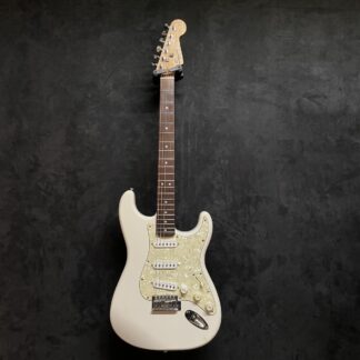 OCCASION SQUIER STRAT WHITE AER PICKUPS