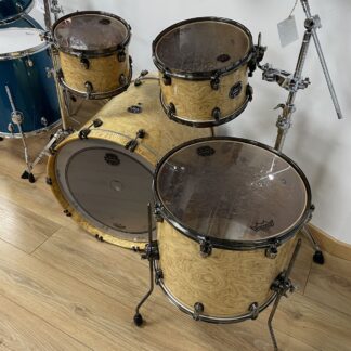 OCCASION MAPEX SATURN WALNUT MAPLE 22 10 12 16